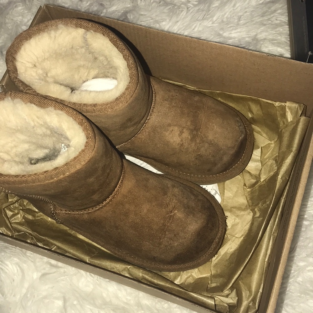 Toddler chestnut uggs
